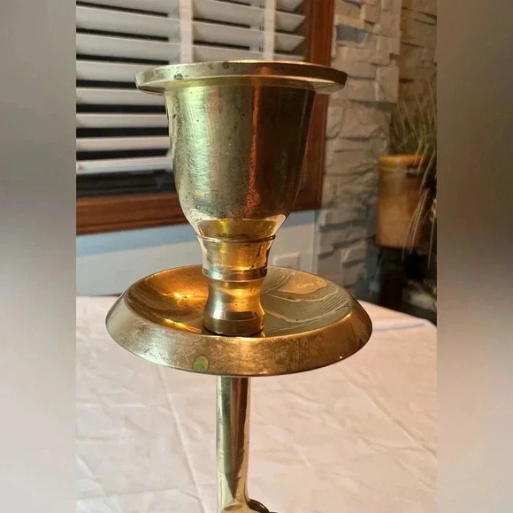 VINTAGE: Cherub brass candlestick holder - Picture 6 of 16